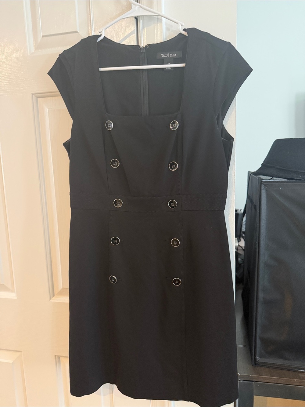 White House Black Market Black Double-Breasted Cap-Sleeve Sheath Dress